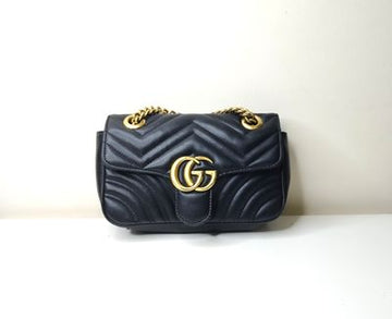 GG Marmont medium shoulder bag