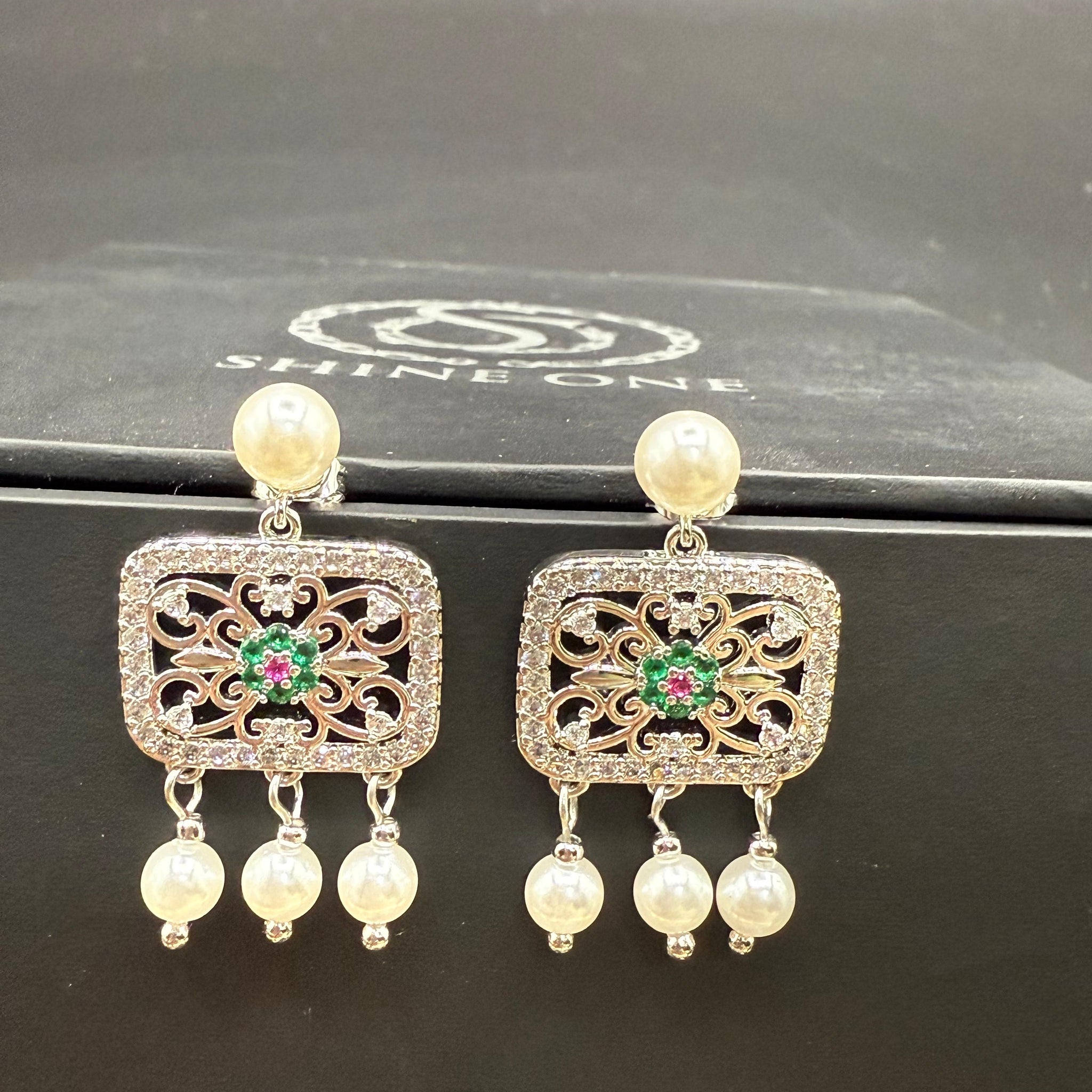 92.5 MARCASITE OXIDIZED SILVER EARRINGS