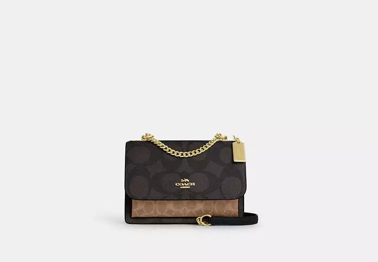 Cassie Crossbody Bag 17 In Signature Canvas